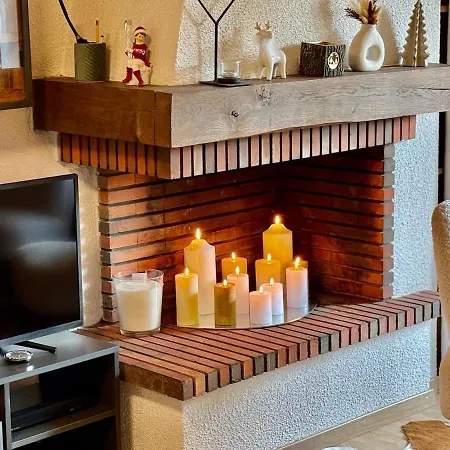 71 18 Les Lutins Alpe Des Chaux 4 People דירה